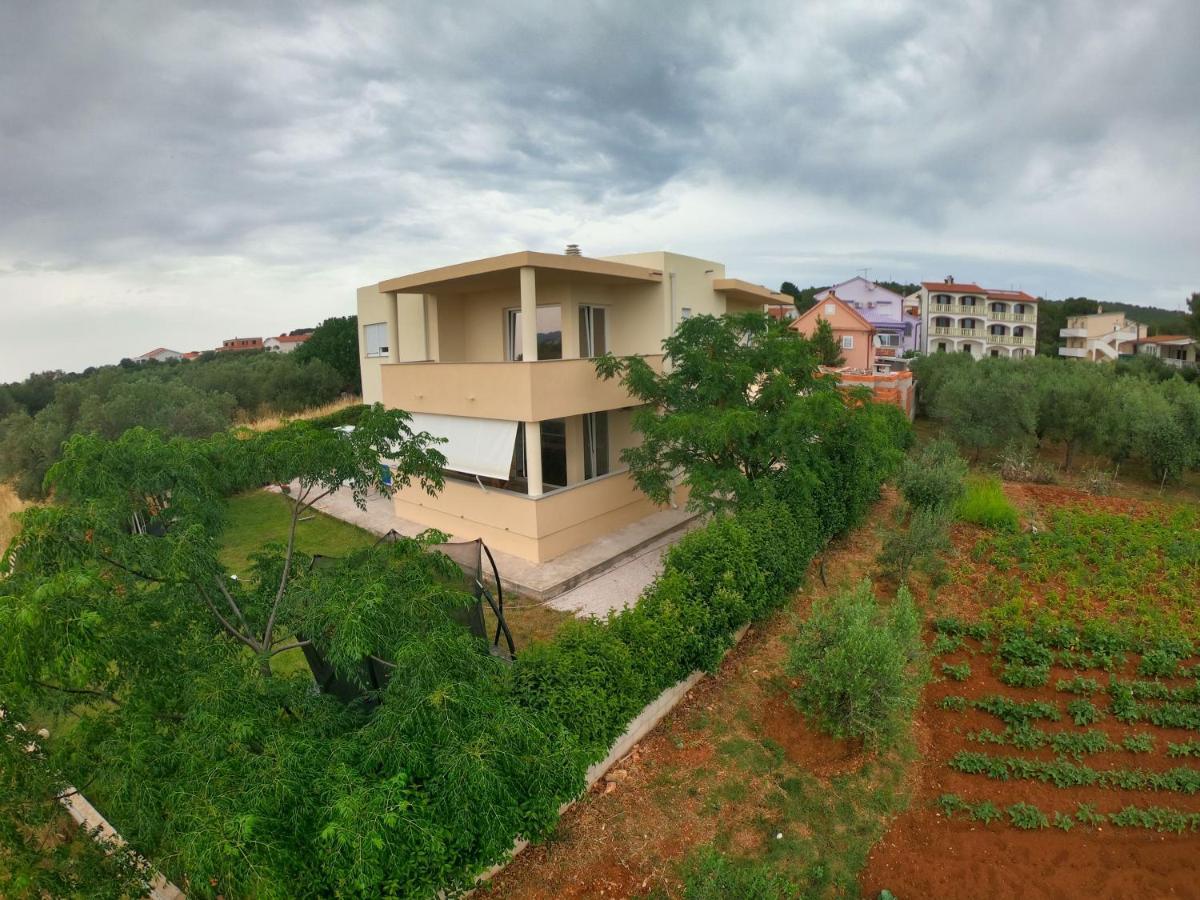 Apartments Martina Бибине Екстериор снимка