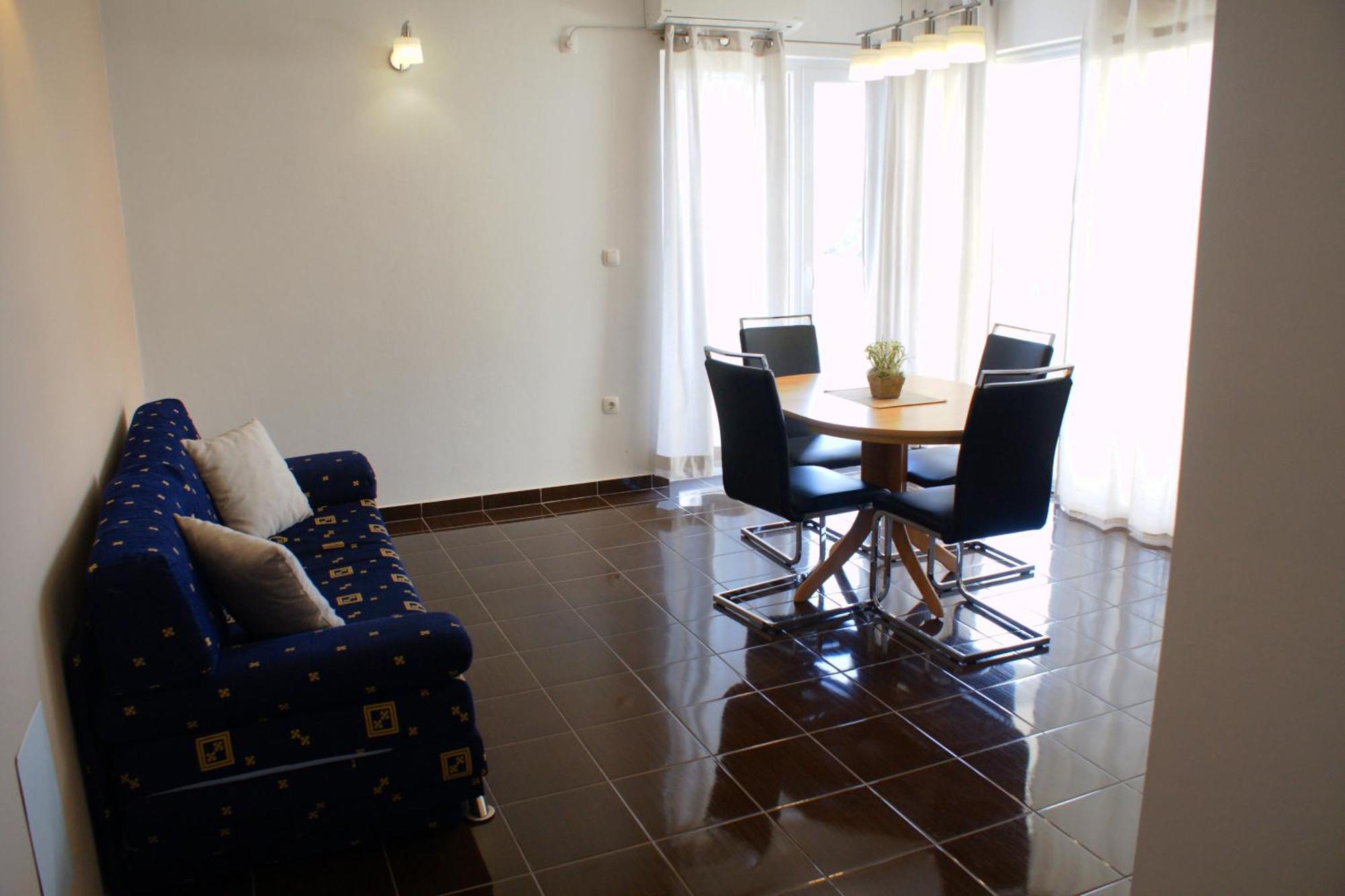 Apartments Martina Бибине Екстериор снимка