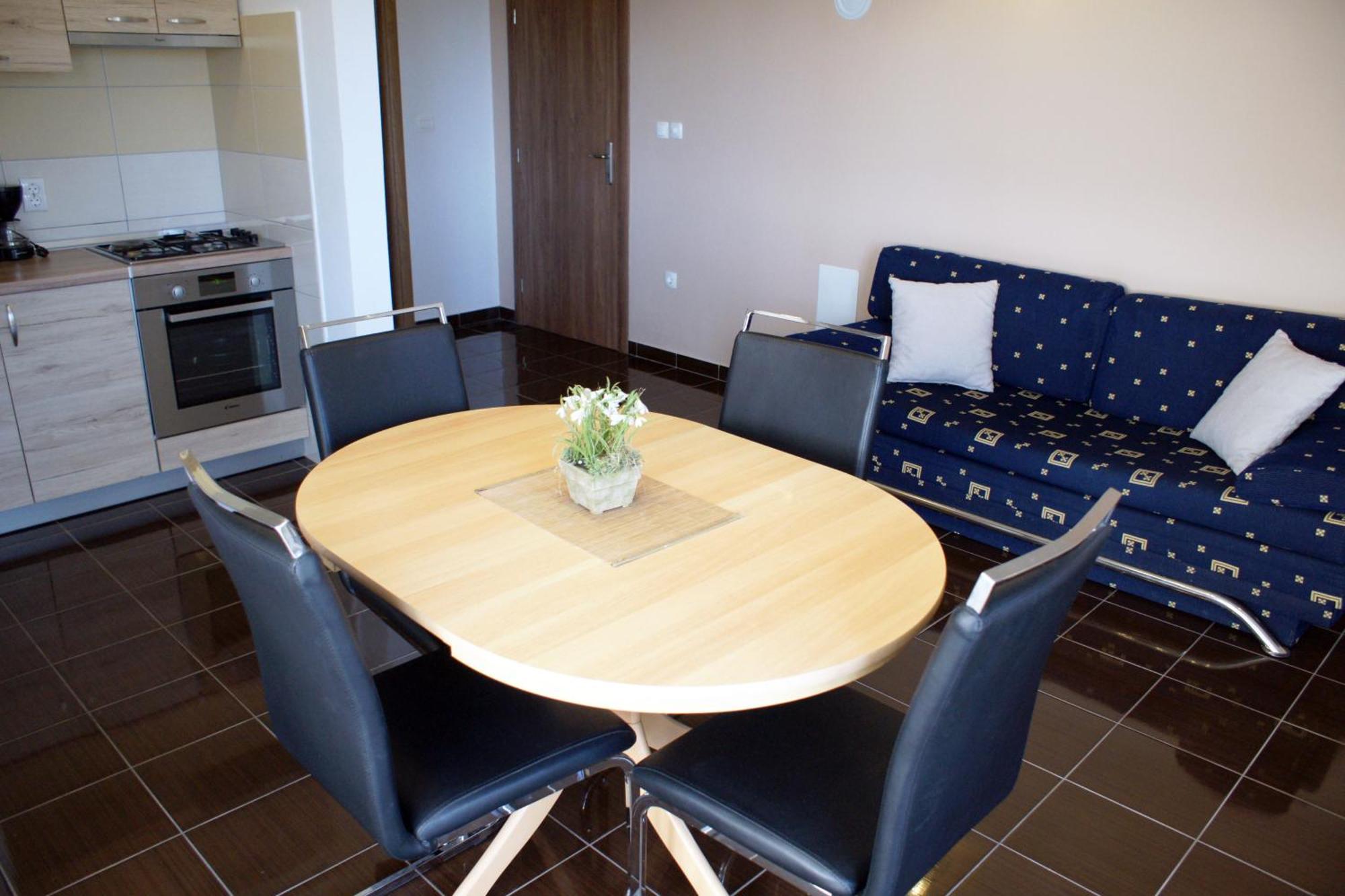 Apartments Martina Бибине Екстериор снимка