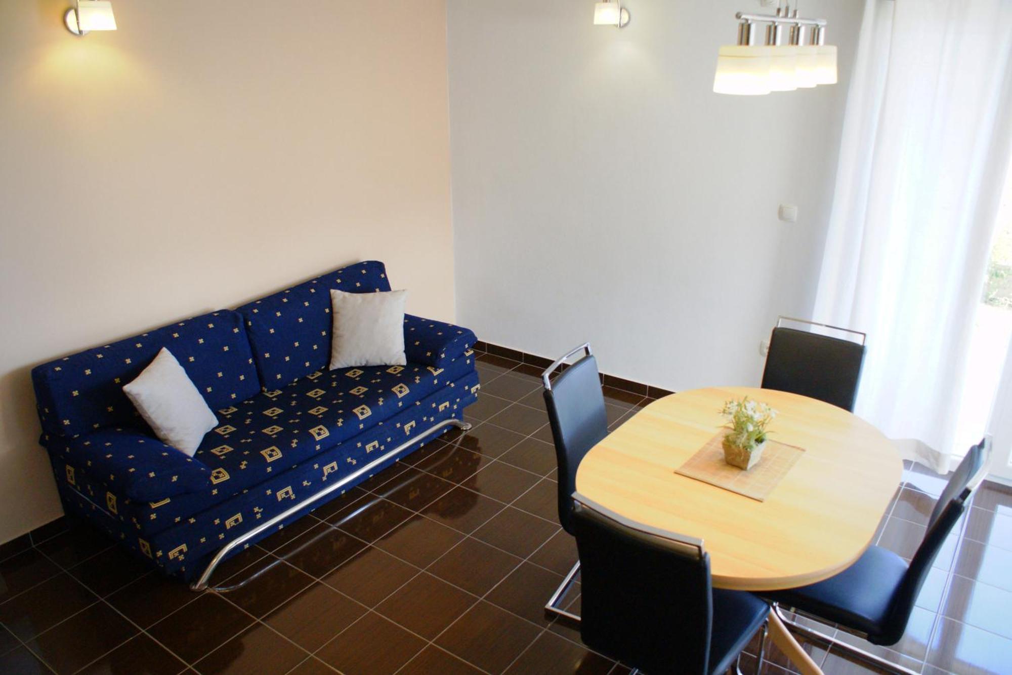 Apartments Martina Бибине Екстериор снимка