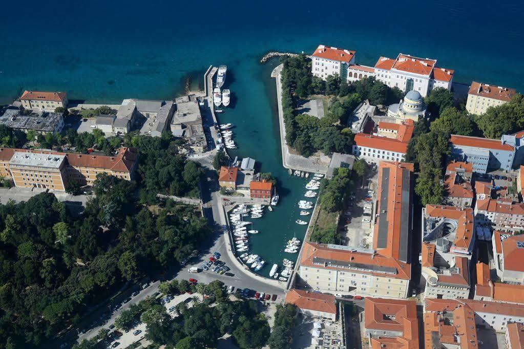 Apartments Martina Бибине Екстериор снимка